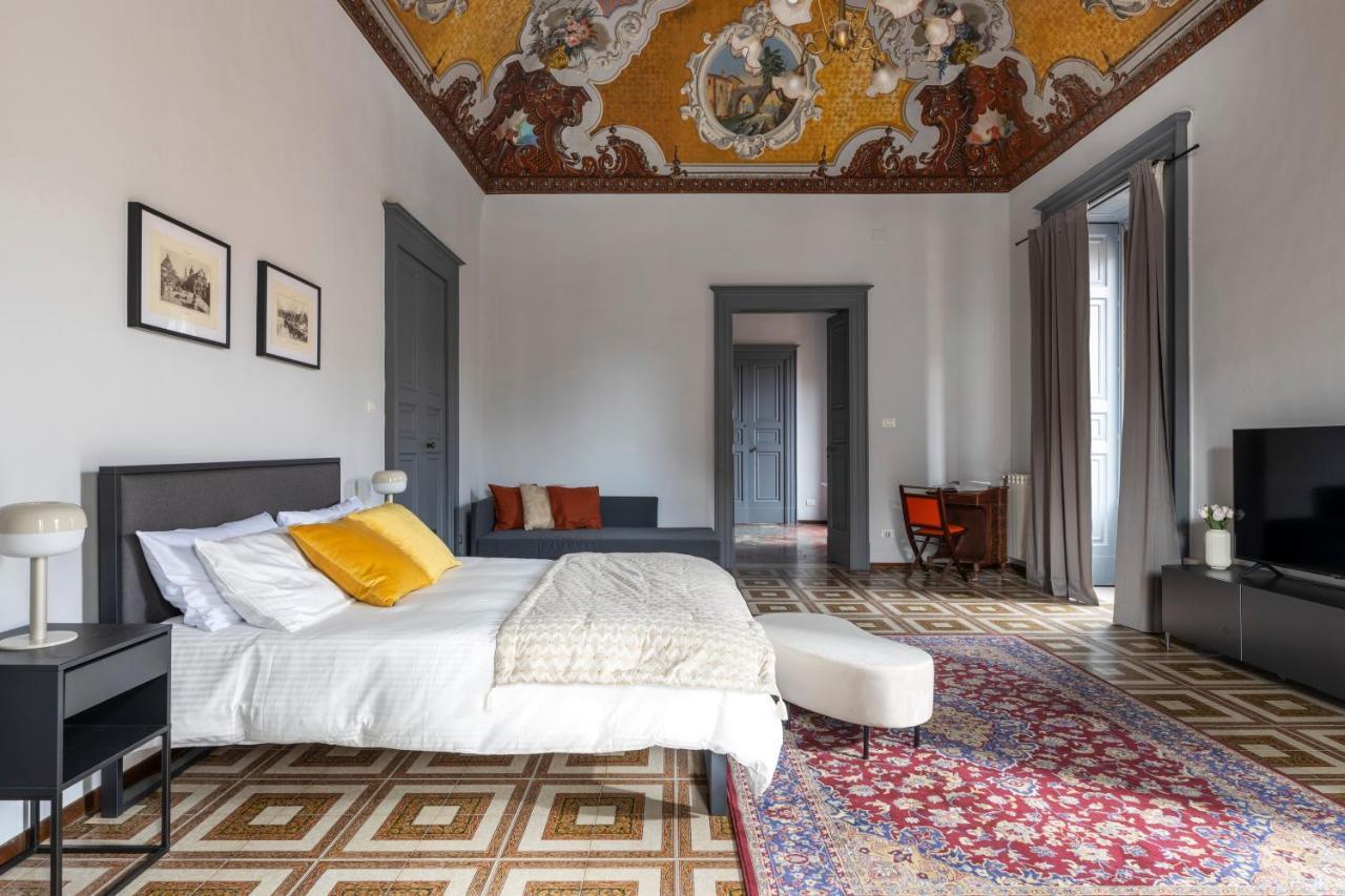 Con Tetti Affrescati A Centro Apartment